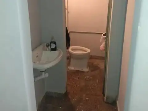 VENTA LOCAL COMERCIAL - VIDRIERA - SAN JUSTO