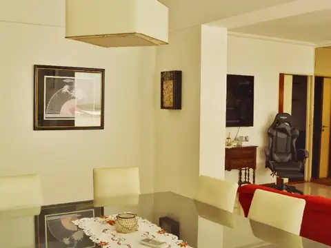 Departamento 5 ambientes con 3 baños