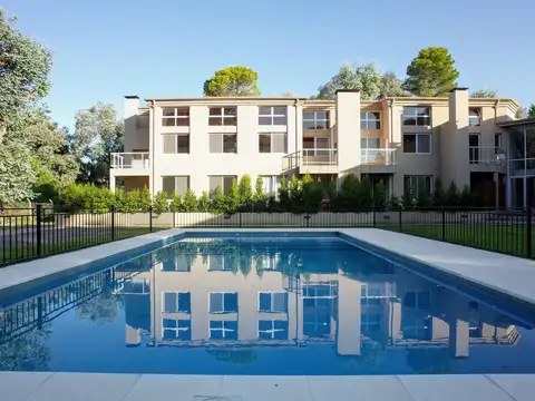 Condominio Aguaribay, Holanda 1740