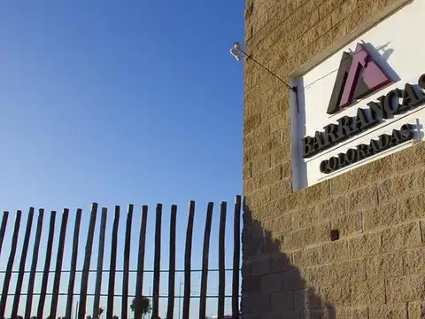 Sobre Ruta 146, camino a La Punta.