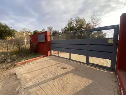 Lote 33, manzana W, Club de Campo Los Tres Arroyos, La Falda 100