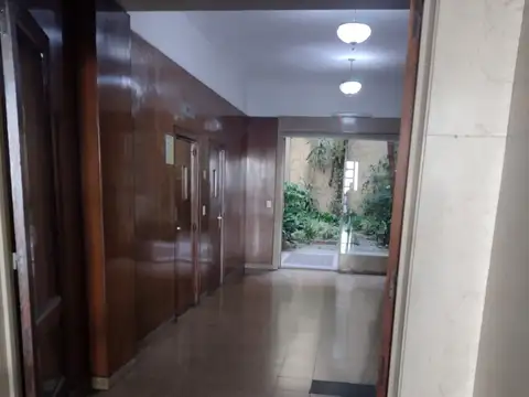 Avenida Callao 300, Piso 1