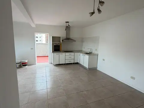 25 De Mayo 200, Piso 4