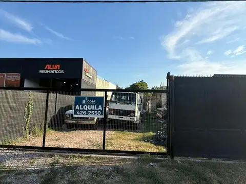 Terreno en Alquiler 12  mts Frente