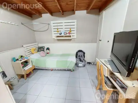 Depto Tipo Casa en Venta 40 años