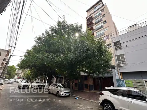 Almirante Brown al 3100