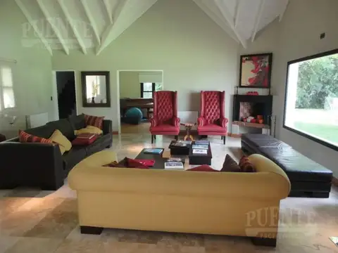 Saint Thomas,  En  Alquiler AMUEBLADA y en VENTA