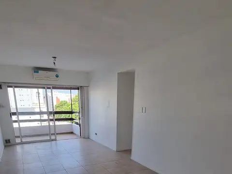 Ricardo Gutiérrez 3200, Piso 6