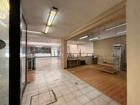Avenida Carlos Pellegrini 3700