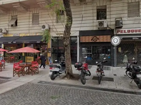 Av Pte Roque Saenz Pena 1100