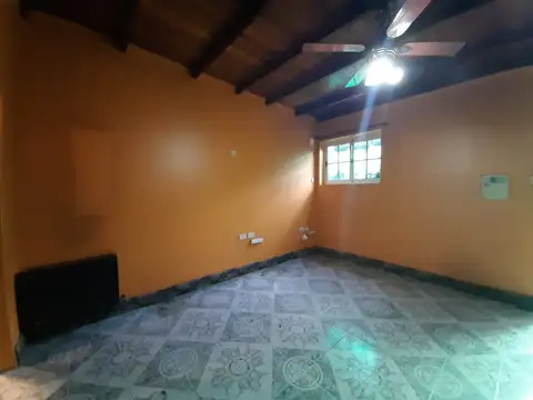 Junin 1100, Piso pb