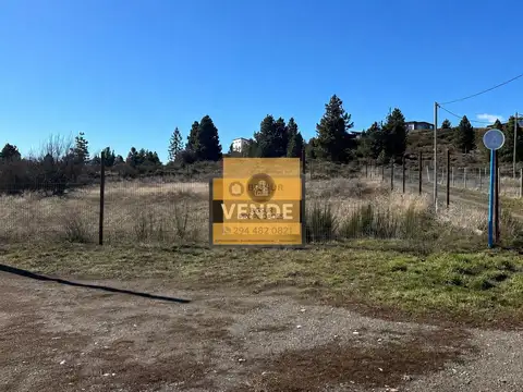 AV. CERRO VILLEGA Y LOS PUMAS  DINA HUAPI