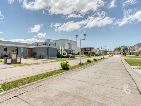 Terreno en Venta en Tierras Del Mar, USD 47.750