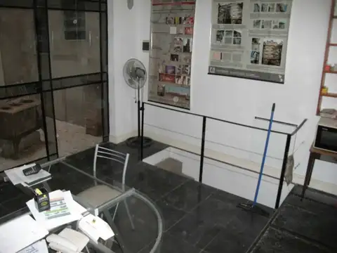 Departamento 6 ambientes con 2 baños