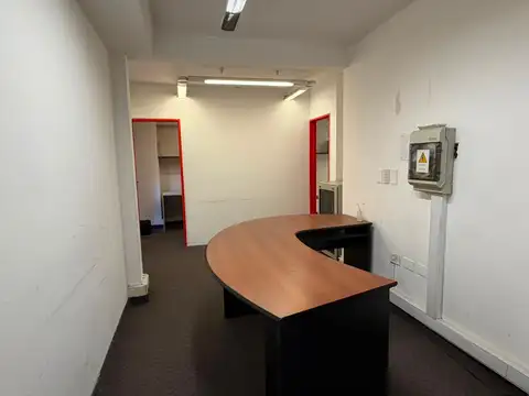 Oficina en Venta 49 años
