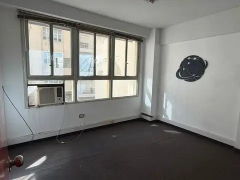 Oficina en Venta en Monserrat, USD 50.000