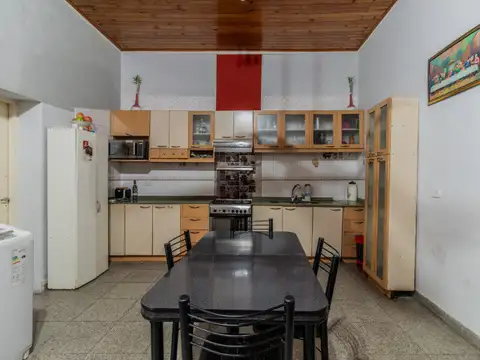 Depto Tipo Casa en Venta de 5 ambientes