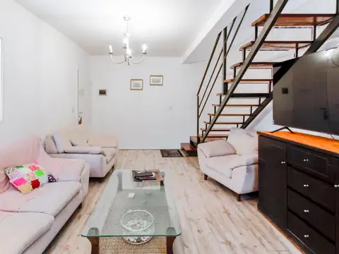 Depto Tipo Casa 4 ambientes con 1 baño