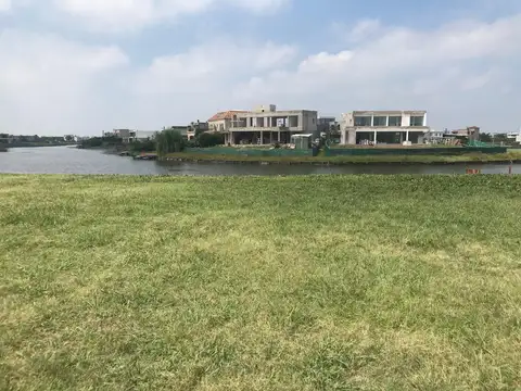 Terreno en Venta de 882,0 m2
