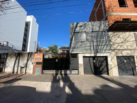 Cochera descubierta en alquiler
