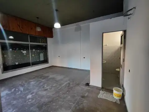 Bahía Blanca 400, Piso Bah
