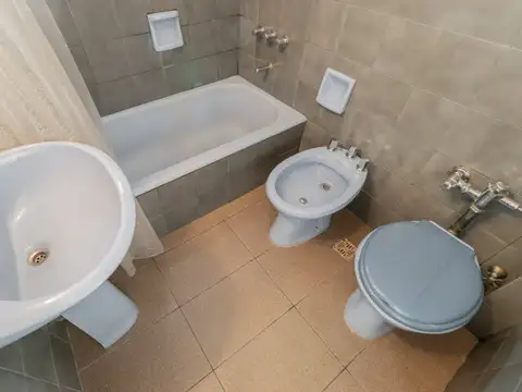 Departamento 3 ambientes con 1 baño