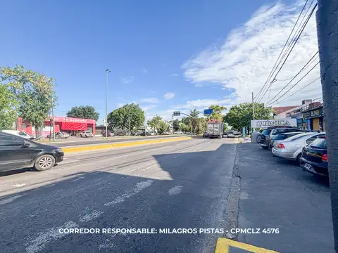 Avenida Hipólito Yrigoyen 15000