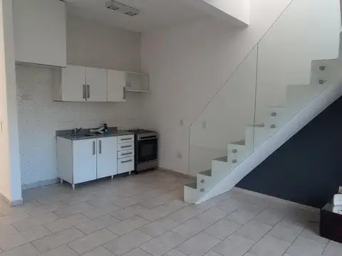Departamento en Alquiler en Manuel Alberti, $ 730.000