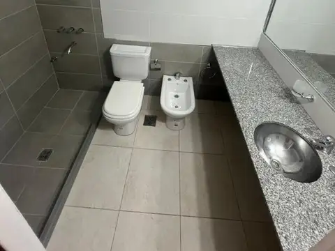 Departamento en Alquiler en Martin, $ 450.000