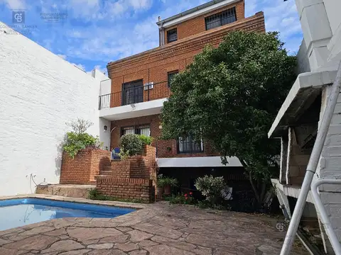 Casa en Venta de 5 dormitorios