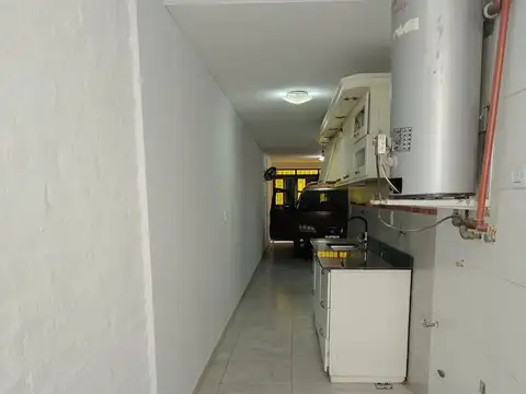 Casa 7 ambientes con 3 baños