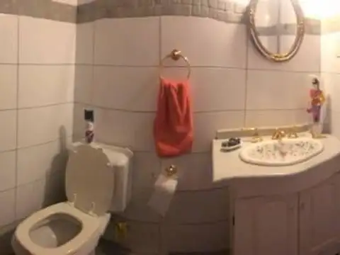 Casa en Venta en Don Torcuato, USD 580.000