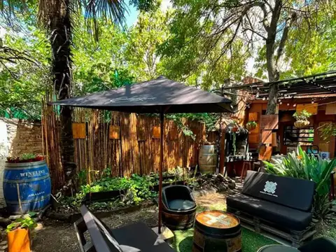 Esteban Echeverria 1500