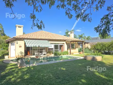 Casa en Venta en Funes Hills Cadaques, USD 350.000
