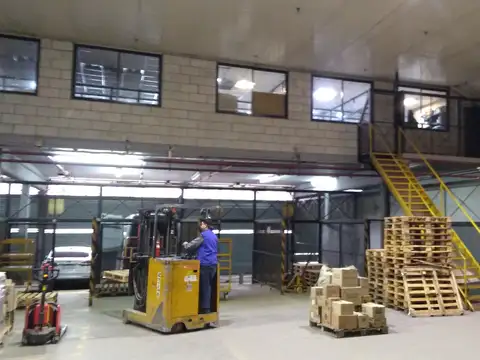 Galpon en Venta en Barracas, USD 1.600.000