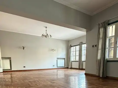 Casa en Alquiler de 4 dormitorios