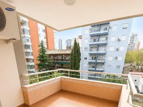 Departamento 4 ambientes con 2 baños