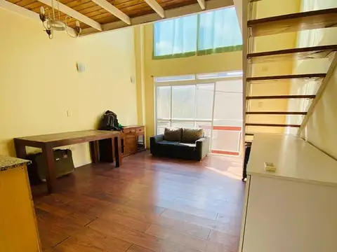 Depto Tipo Casa en Venta de Monoambiente