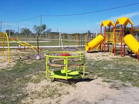 Carril Zapata y Calle n°10 15