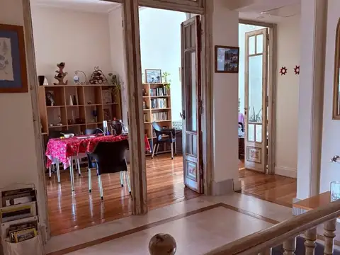 Larralde 2200, Piso 1