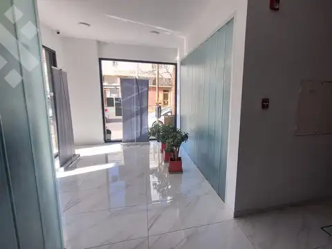 Oficina en Alquiler en Neuquen, $ 800.000
