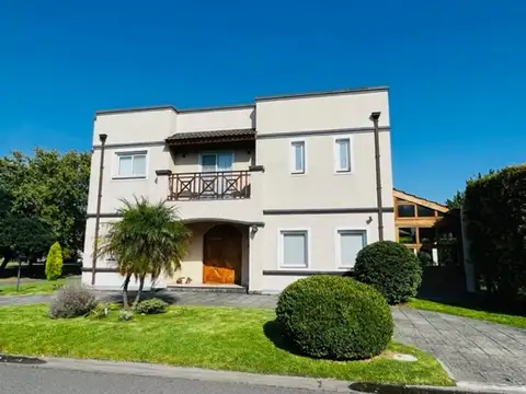 MASCHWITZ PRIVADO. 2 PLANTAS. 4 DORM. IMPEC!