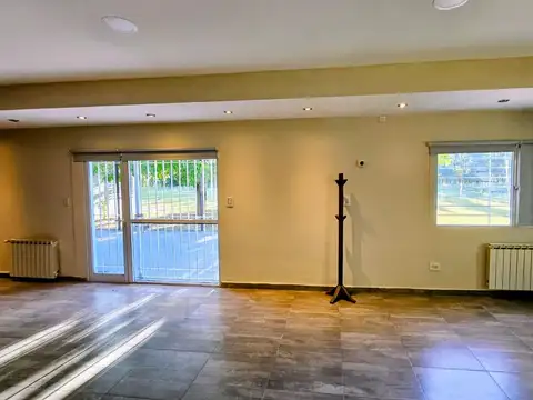 Casa en Alquiler de 4 dormitorios