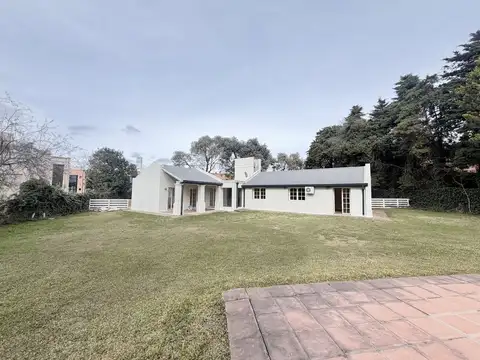 Casa en Alquiler en La herradura, USD 1.500