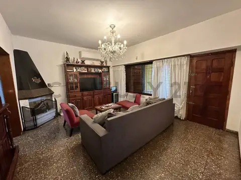Casa en Venta en Avellaneda, USD 110.000