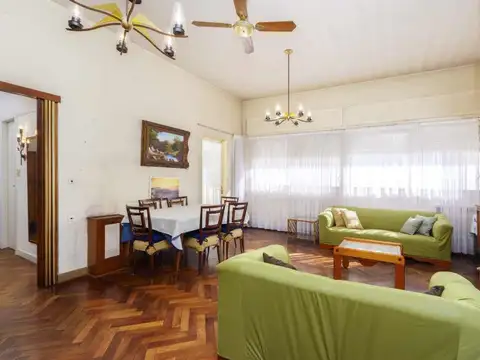 Departamento 4 ambientes con 2 baños