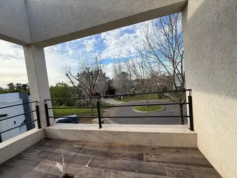 Casa en Venta en Haras Santa Maria - Los Eucaliptus, USD 180.000