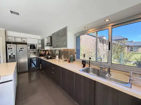 Casa en Alquiler al Sur