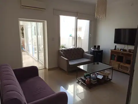 PH 4 AMBIENTES EN VENTA CON PISCINA Y QUINCHO