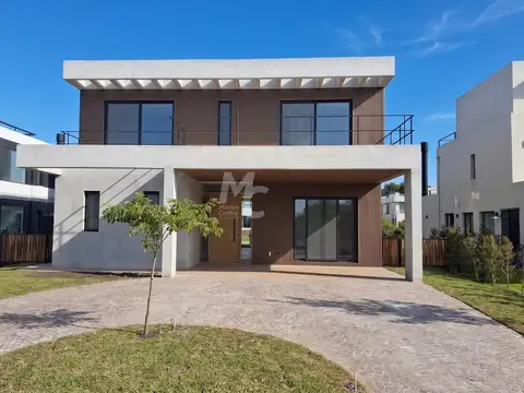 Casa en venta en El Yacht, Nordelta